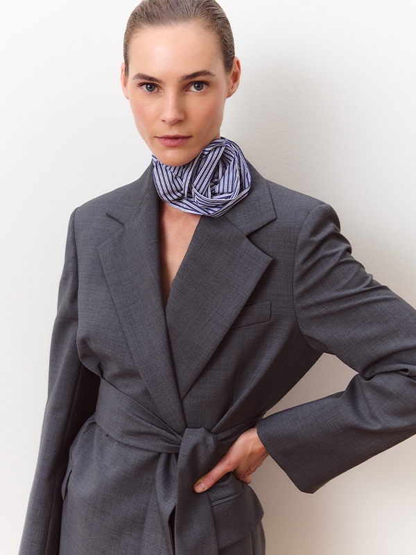Jacke mit Gürtel