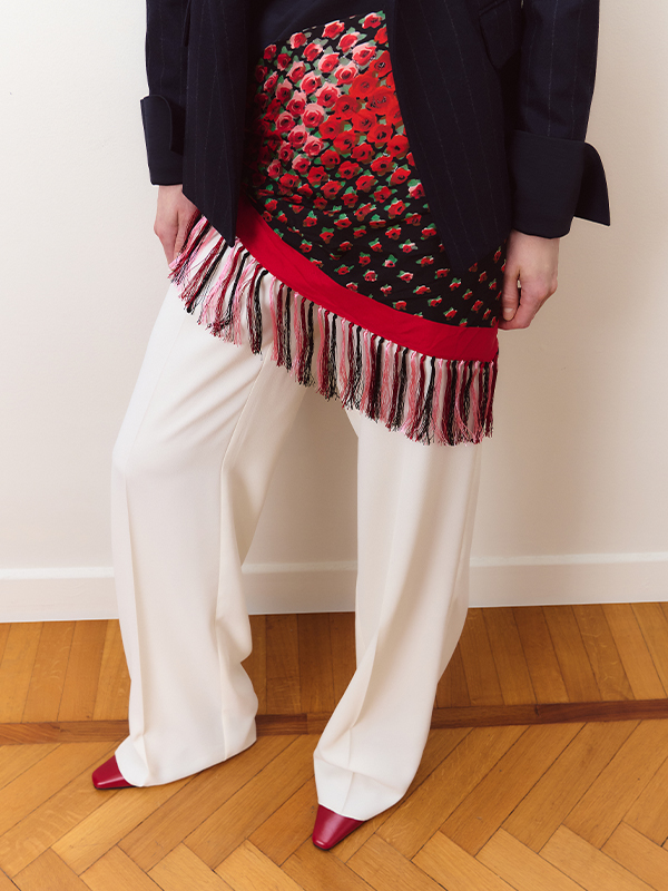 Gemustertes Foulard mit Fransen