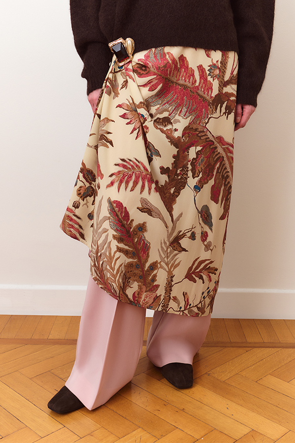 Bedrucktes Seidenkleid mit Taschen